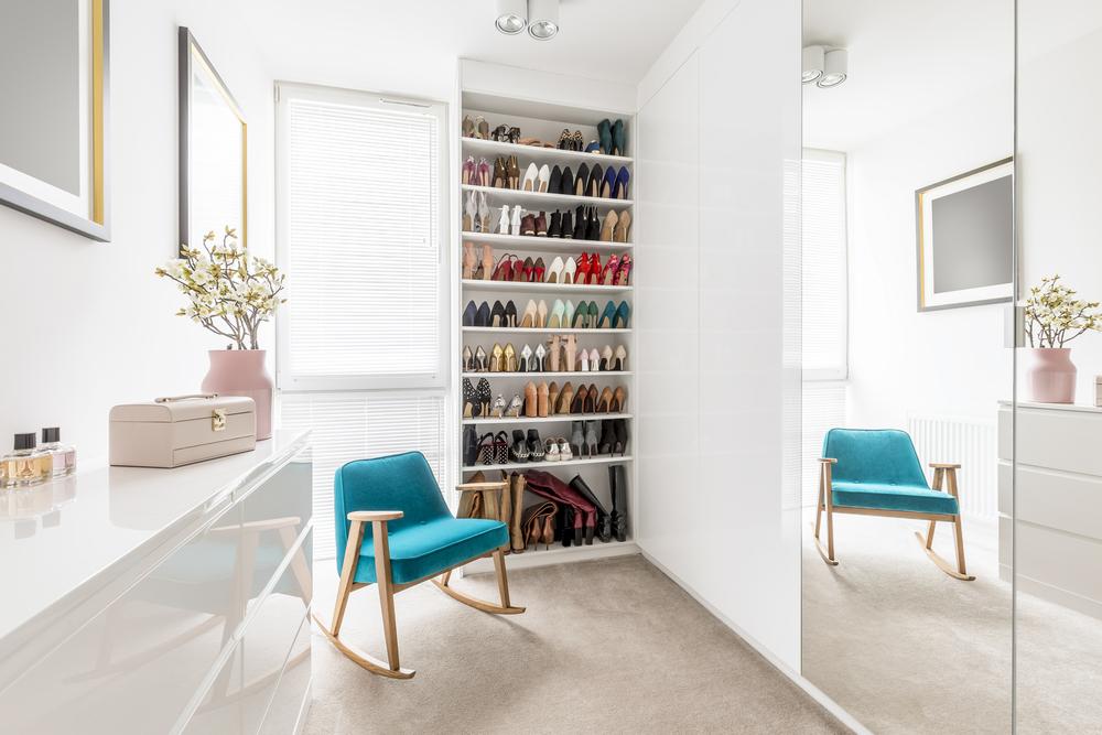 Schuhschrank Musterbild Schuhschrank offen